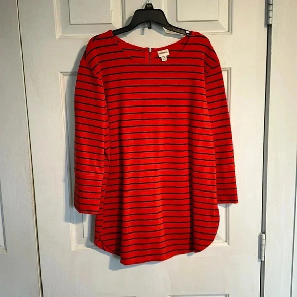 Merona Orange and navy top medium - Picture 1 of 3